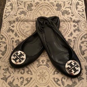Classic Tory Burch black leather flats